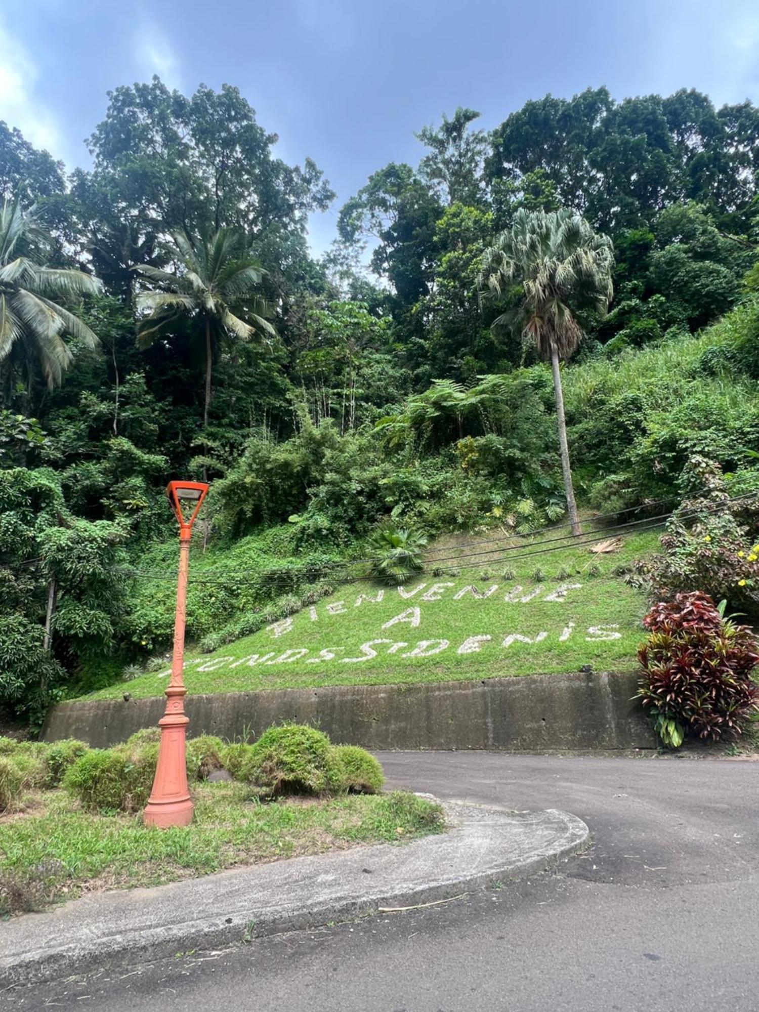 Le Ketmie Nature Et Decouverte Fond-Saint-Denis Buitenkant foto